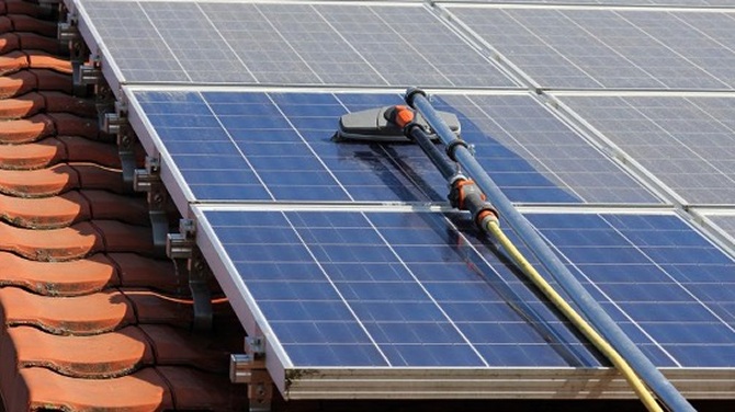mantenimiento panel solar