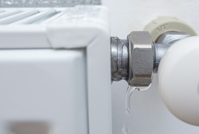 Grupo de seguridad para sistemas de calefacción autónomos radiador pierde agua